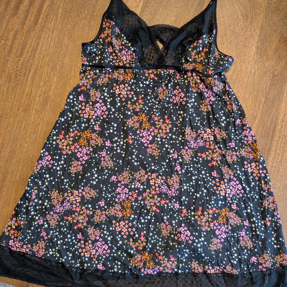 Va Nightgown/Lingerie